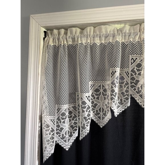 Vintage Cream Lace Swag Curtain Set 56"W x 26"L - Picture 3 of 5